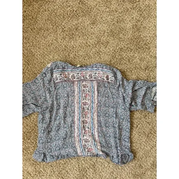 3 for $9 Cyntiha Rowley Blue Floral Boho V Neck Top Ruffle 2X - Picture 2 of 5